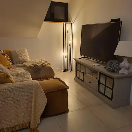 Neueroeffnung Angies Loft Apartamento *