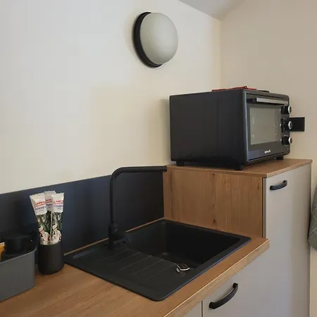 Neueroeffnung Angies Loft アパート *